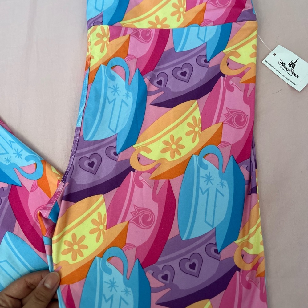 COPY - Disney Alice In Wonderland Teacup leggings - Picture 5 of 5